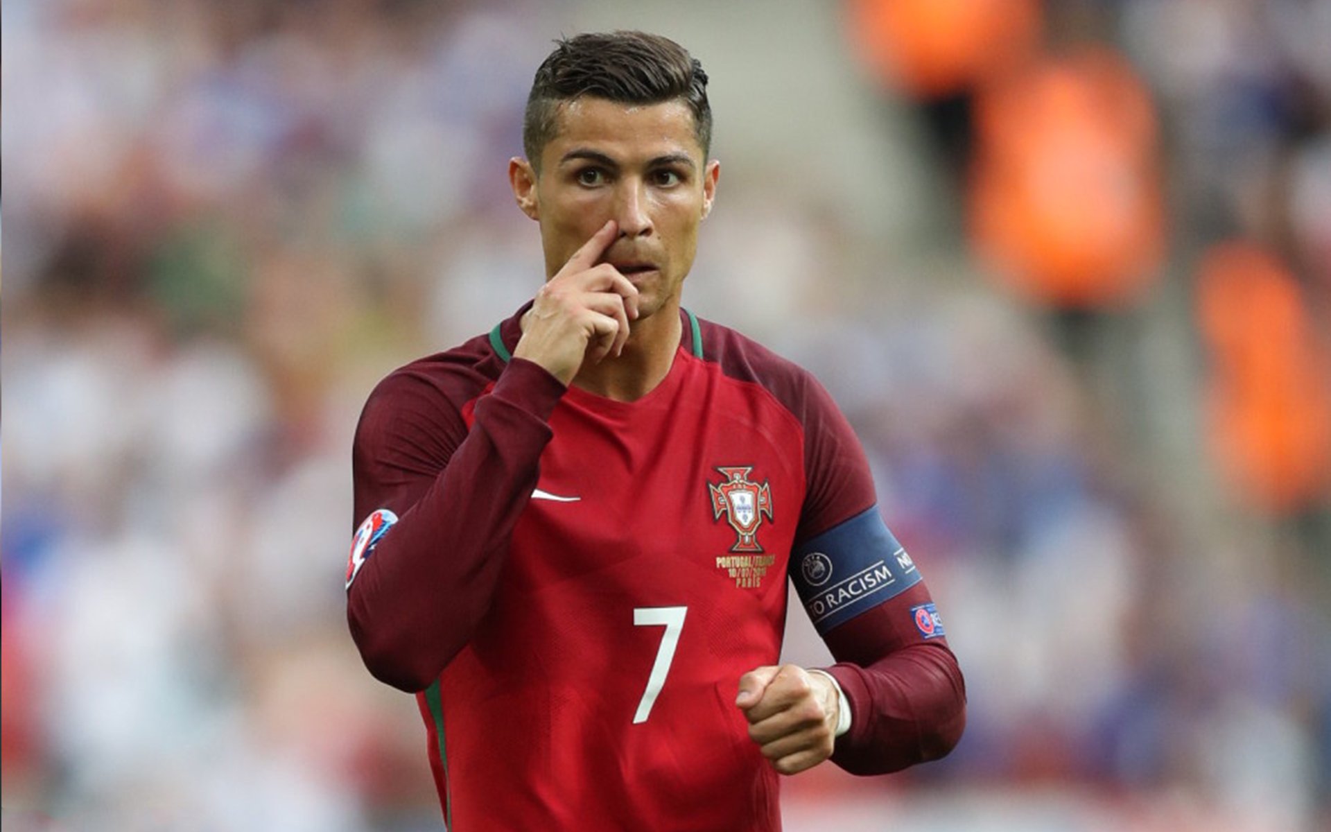 赛道与球场，塔图姆的惊艳之夜与F1争冠的终极交响