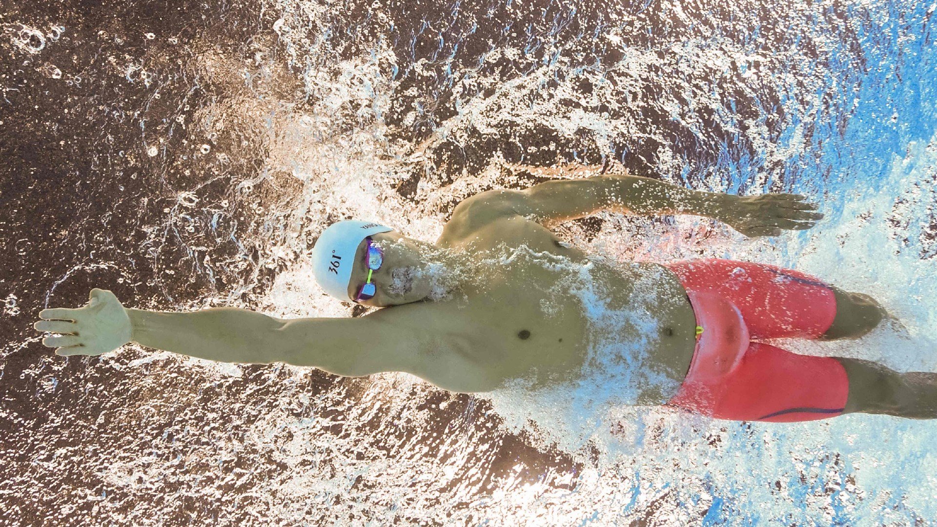 辽宁队火力压制森林狼，马克西连续得分拉开差距的背后，是战术革命还是孤胆英雄？