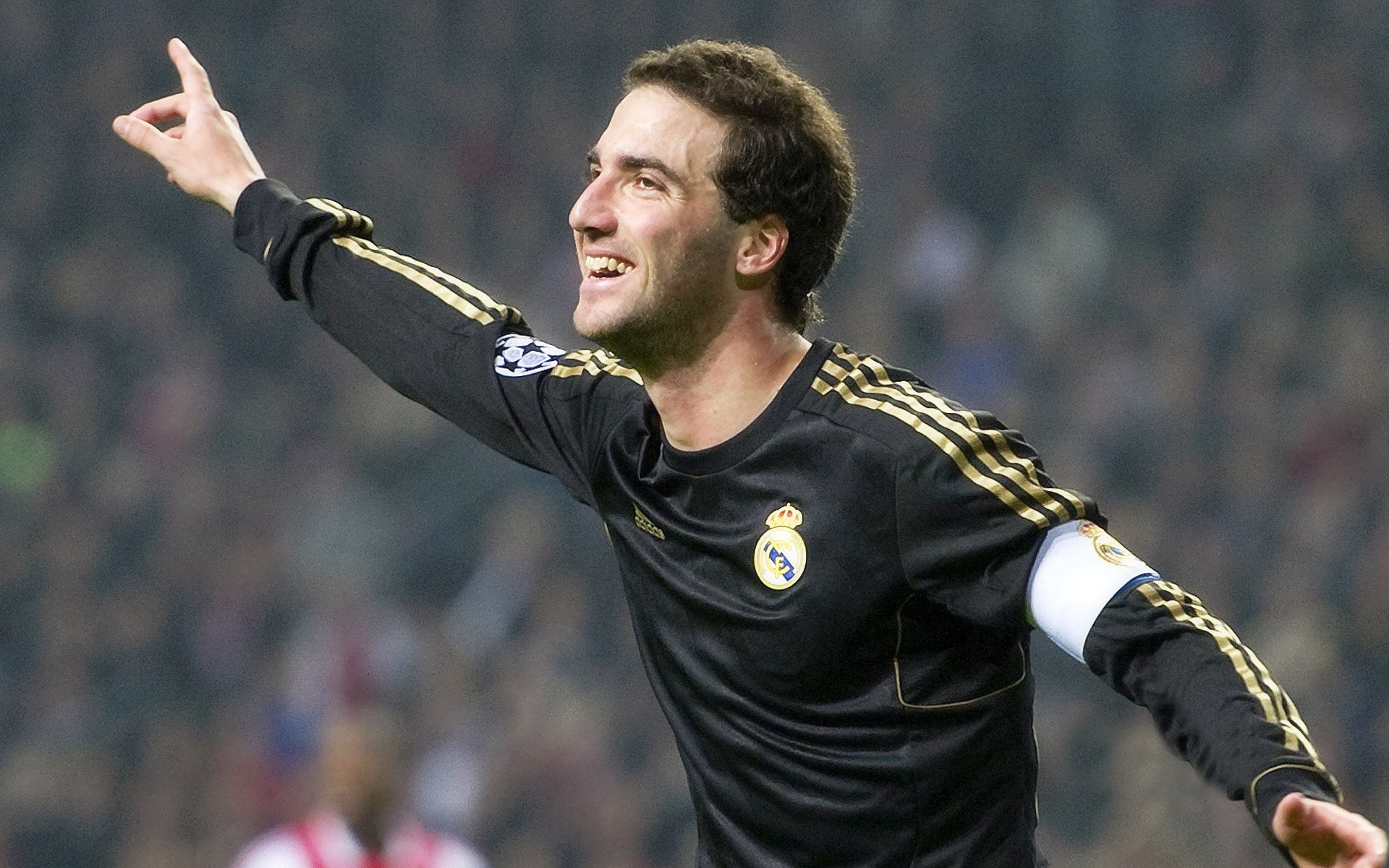 西决生死战之夜,库尔图瓦,一尊沉默的叹息之墙